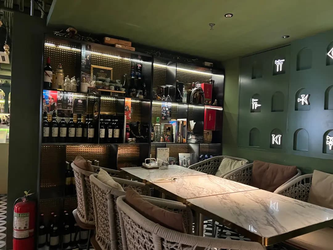 Library Restaurant and Bar photo 8