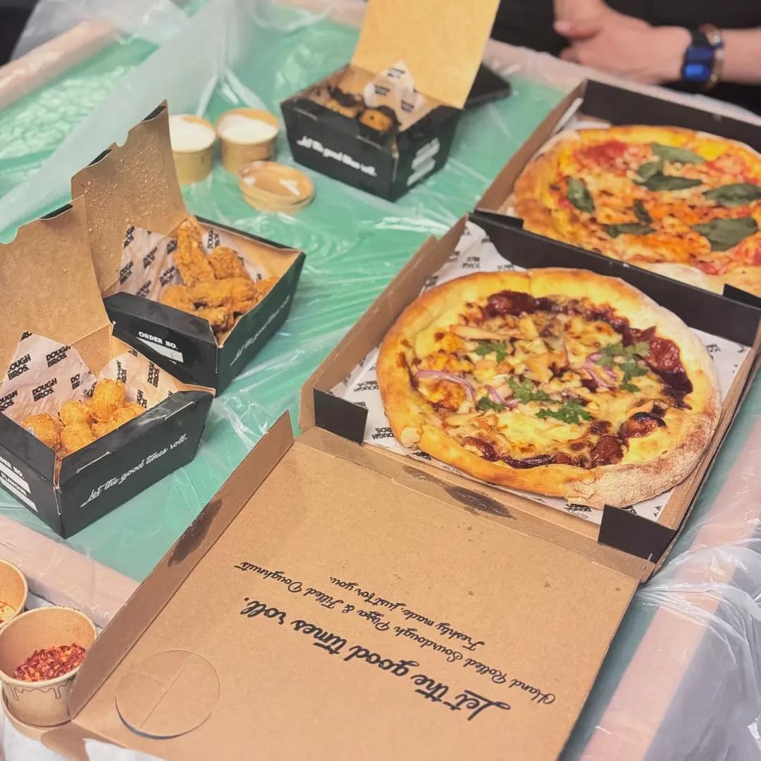 Dough Bros Pizza & Doughnuts (富利商業大廈) photo 7