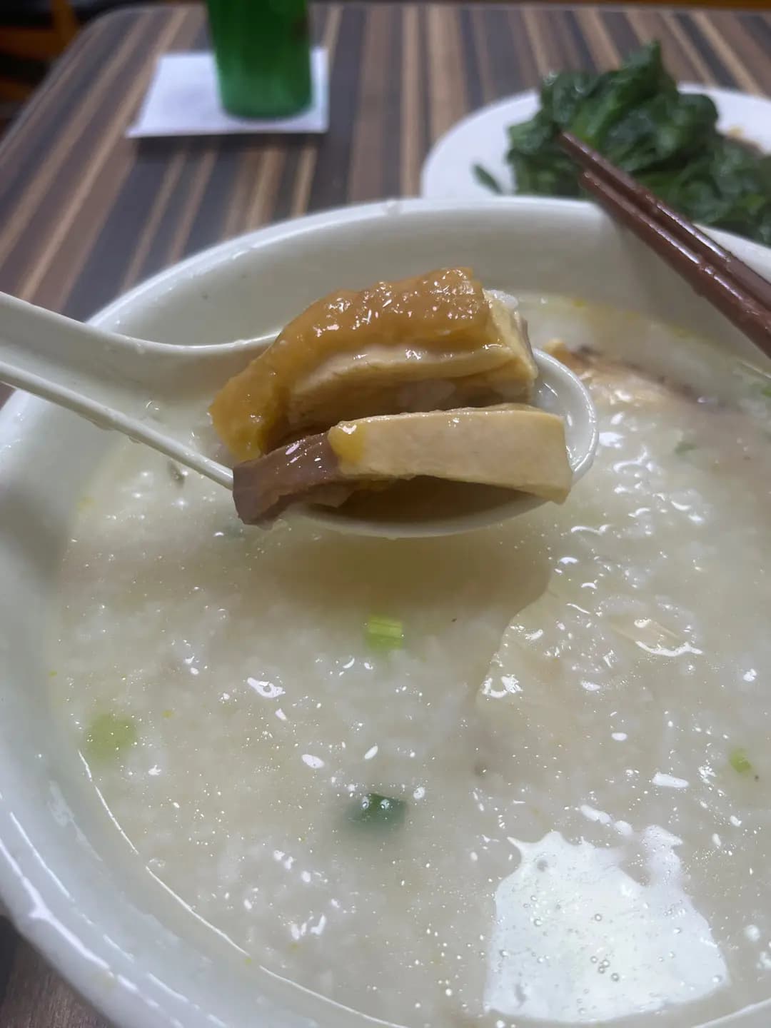 香港仔魚蛋王 明記雞雜粥 photo 1