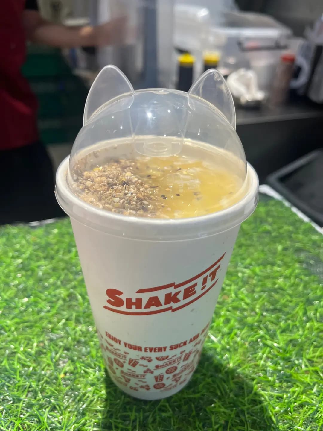 SHAKE!T photo 1