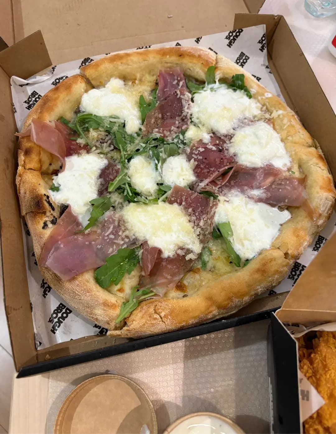 Dough Bros Pizza & Doughnuts (錦薈坊) photo 8