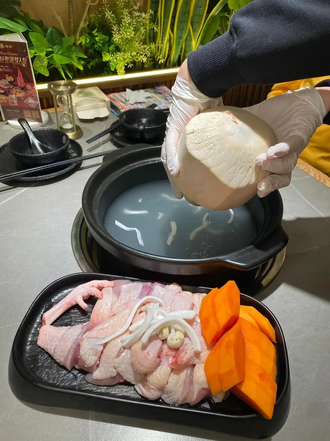 鳳園椰子雞 photo 3