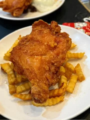威飛食店 photo 1