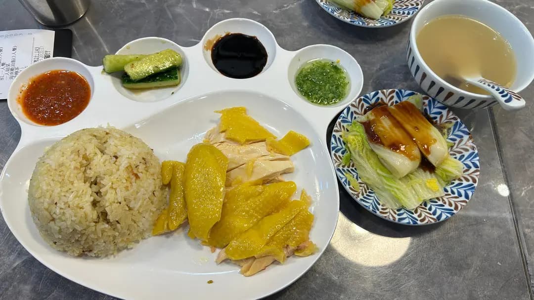 雞仔去骨海南雞專門店 (青山道) photo 8