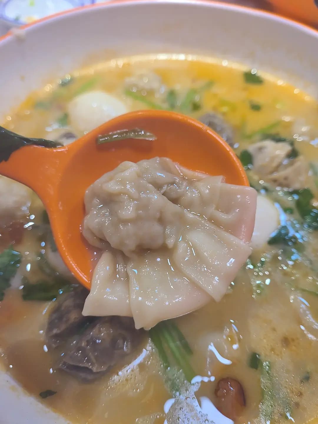興華粉麵雲餃 photo 4