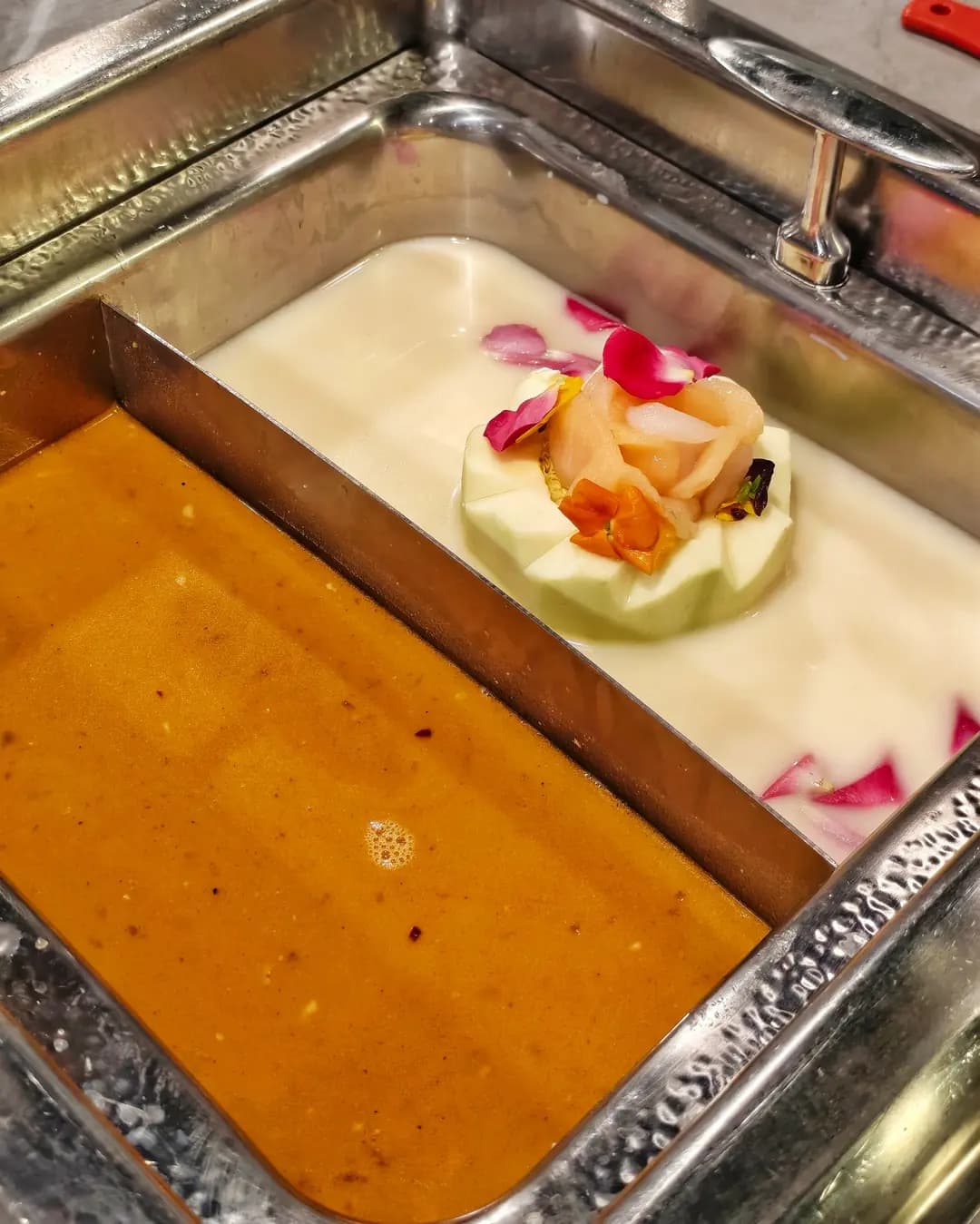 味火鍋 (華僑商業中心) photo 3