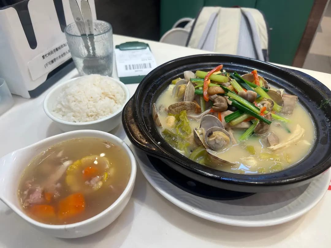 荷里活冰室 (御皇臺) photo 3