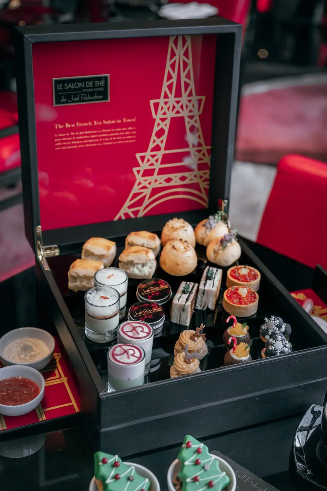 Le Salon De Thé de Joël Robuchon photo 1