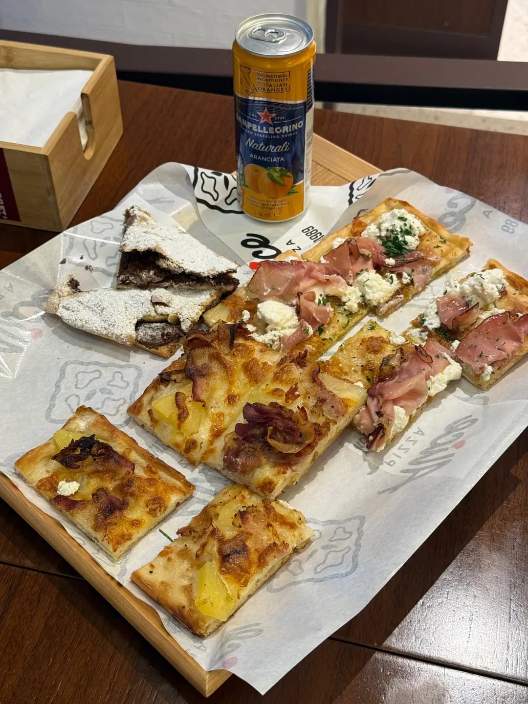 Alice Pizza (寶明大廈) photo 2