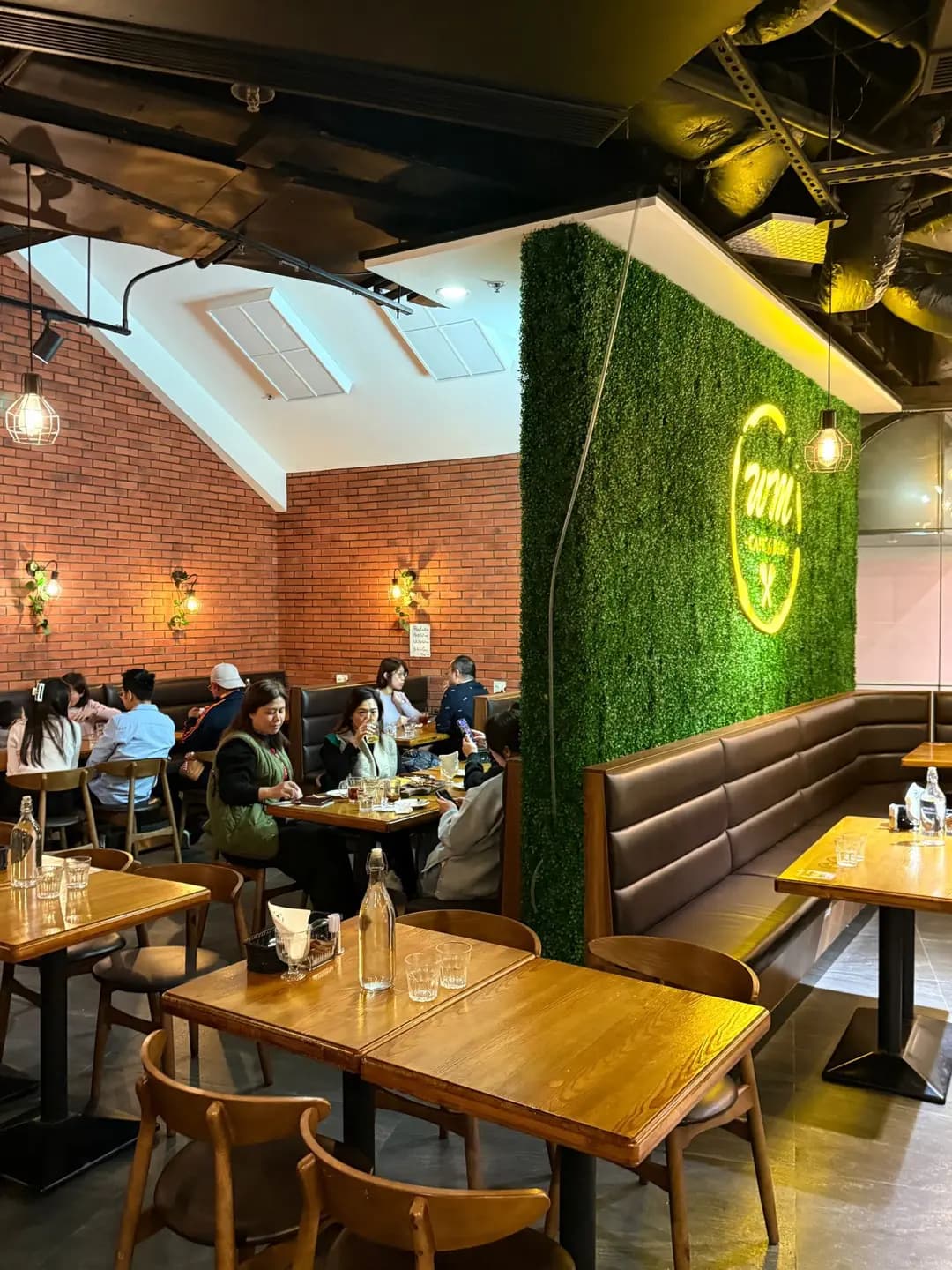 WM Café & Bar (海之戀商場) photo 4