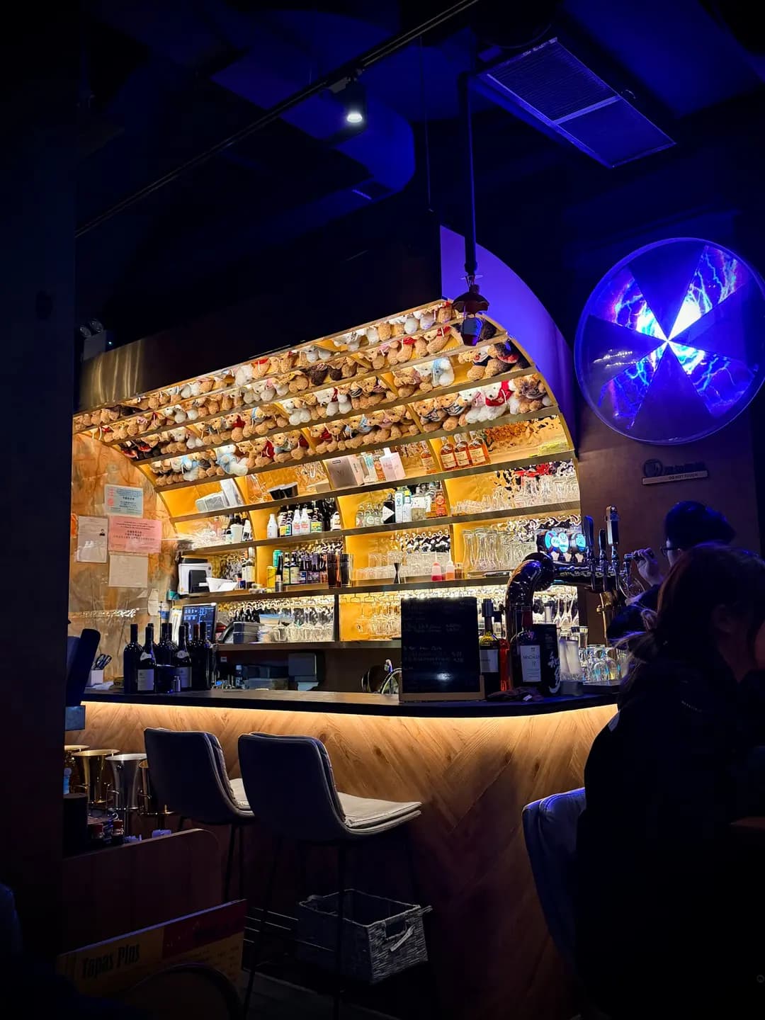 Brother 5 Oyster De Tapas Bar photo 2