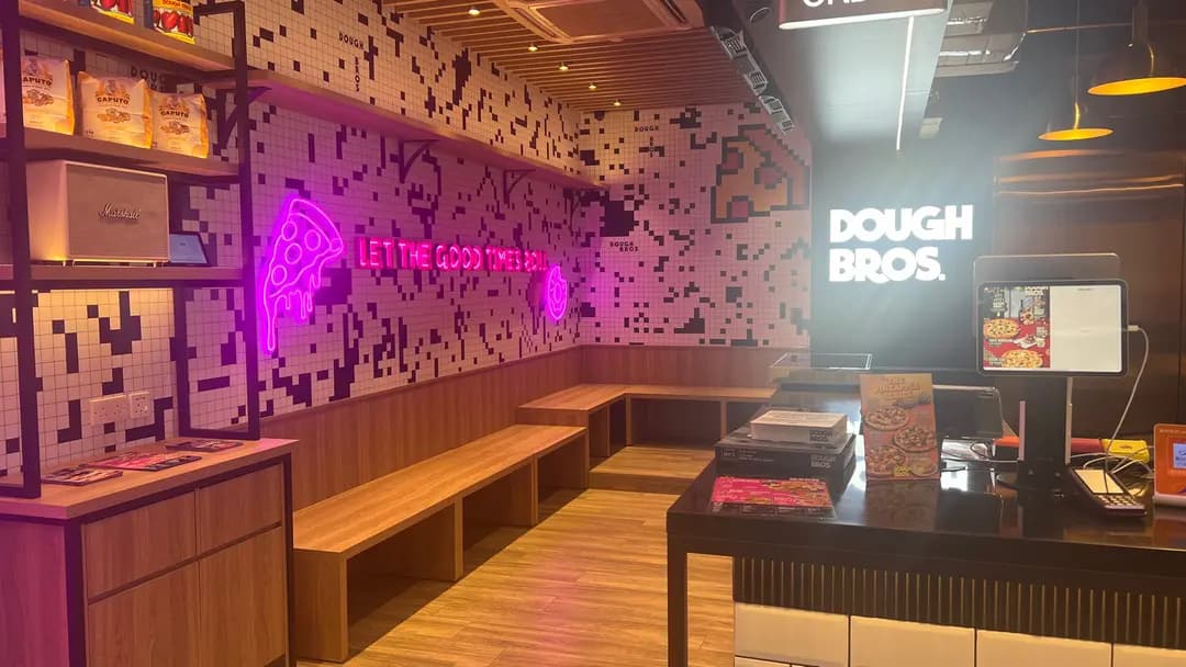Dough Bros Pizza & Doughnuts (麗港城商場) photo 2