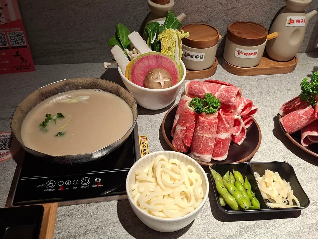 千鳥Shabu Shabu (花園街) photo 1