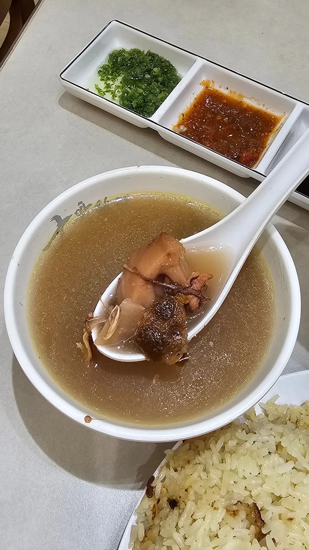 大哥雞飯去骨海南雞 photo 6