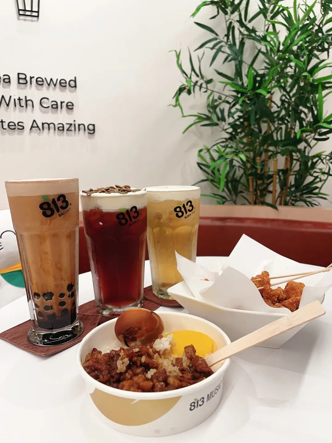 813 Music Boba Tea House