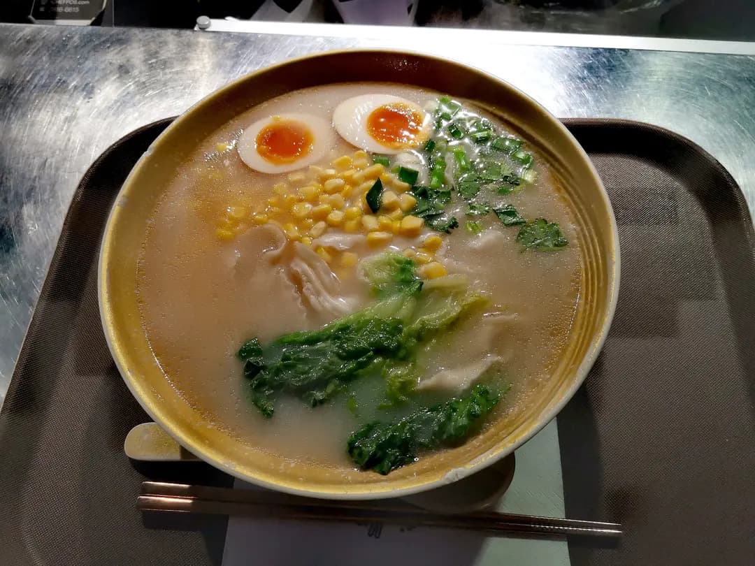 牛響度拌麵 (香港逸東酒店) photo 4