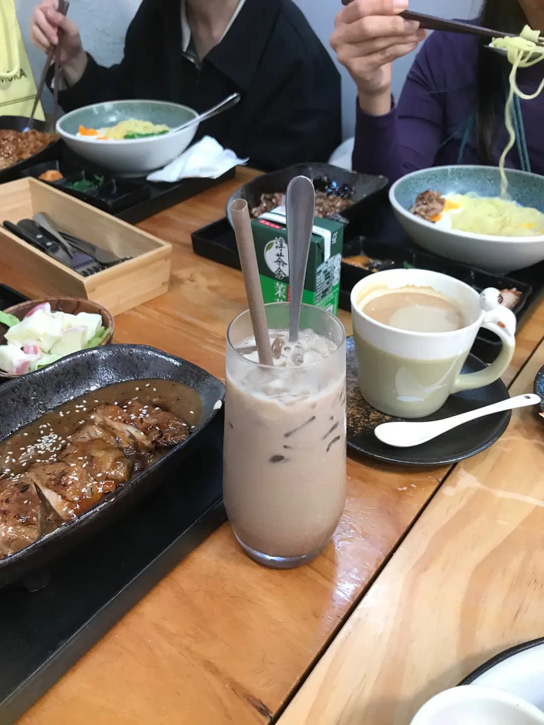 Day and Night Cafe photo 8