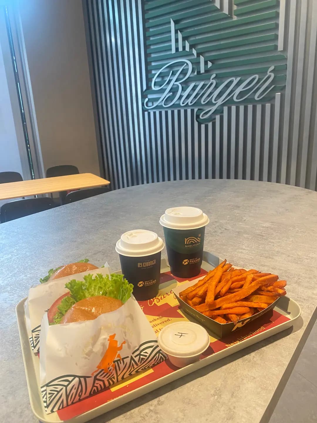 N+ BURGER (三布目) photo 7