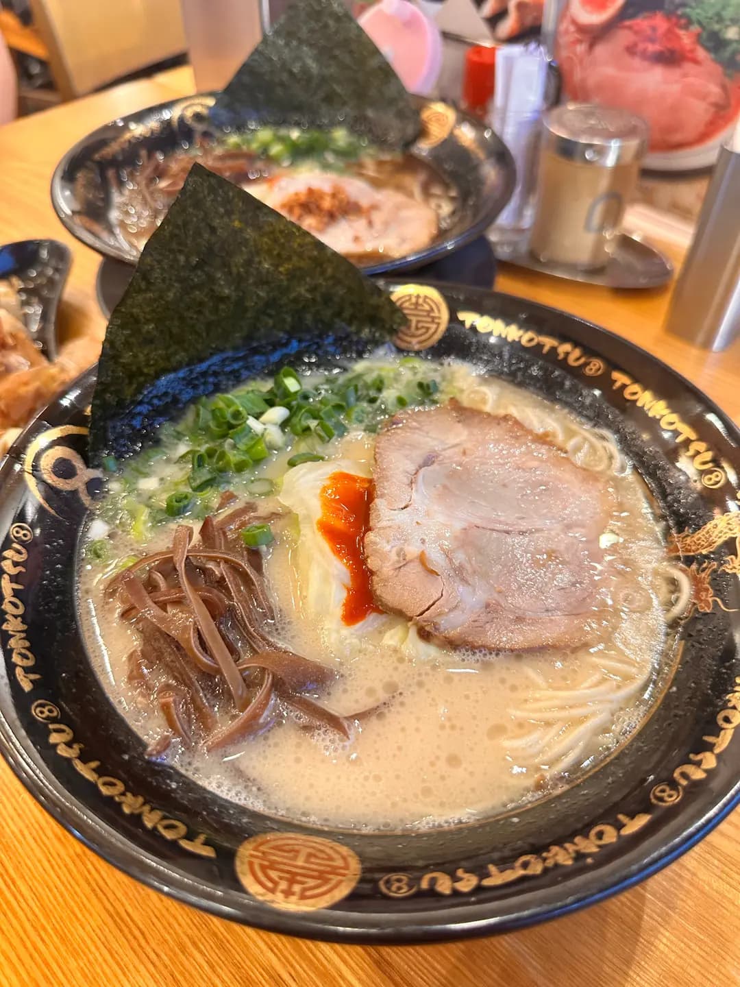 Tonkotsu 8 by 三田製麵所 (Citylink) photo 4