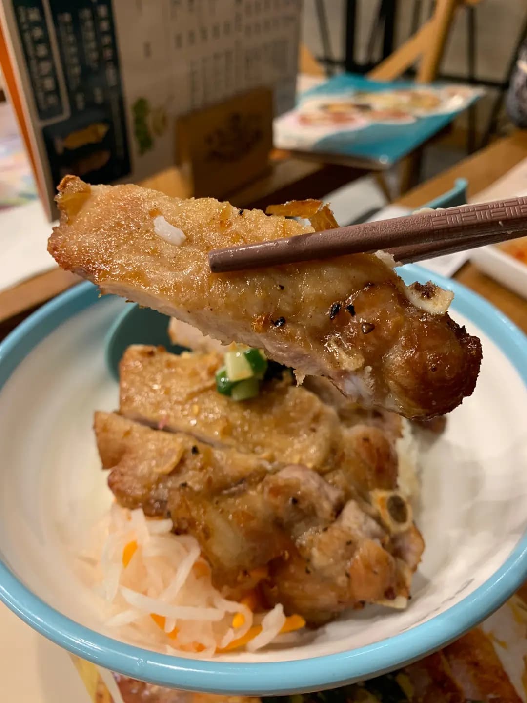 越萊 (廟街) photo 2