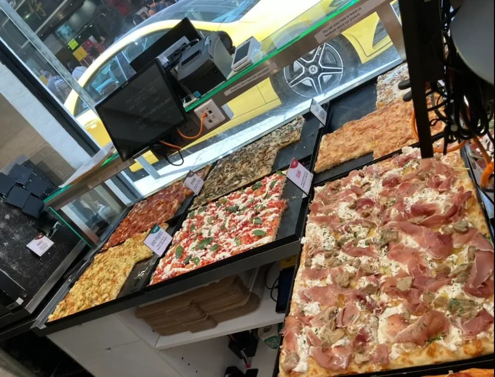 Alice Pizza (閣麟街) photo 3
