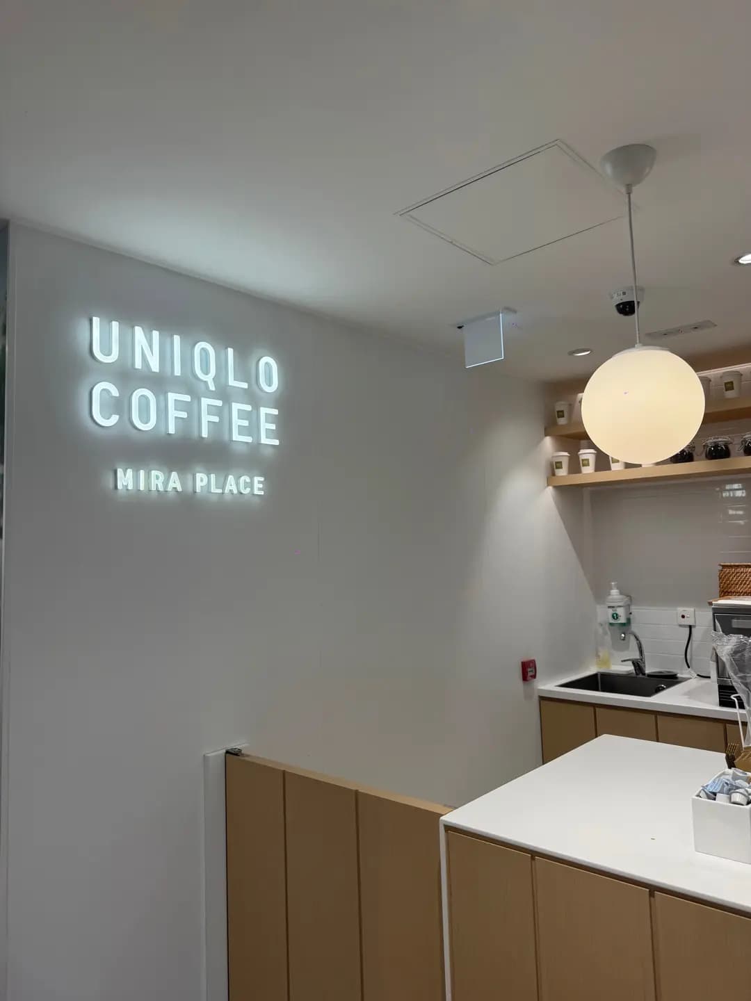 UNIQLO COFFEE photo 2