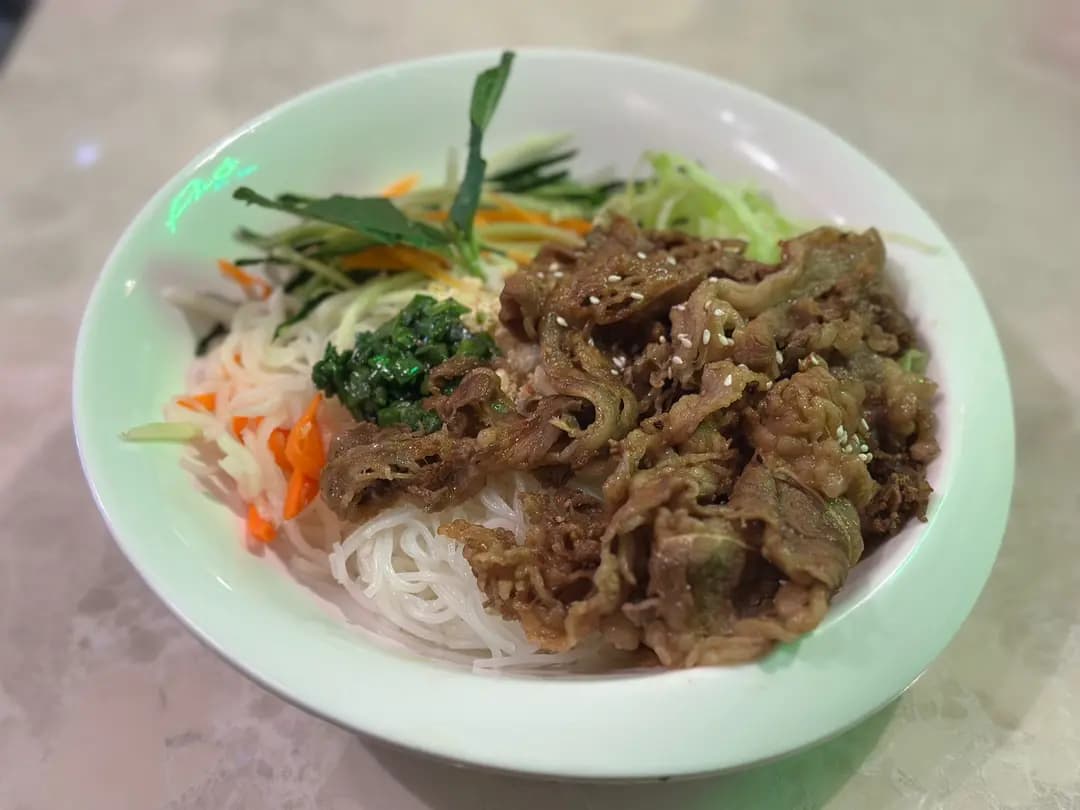 河內越式料理 (堪富利士道) photo 1