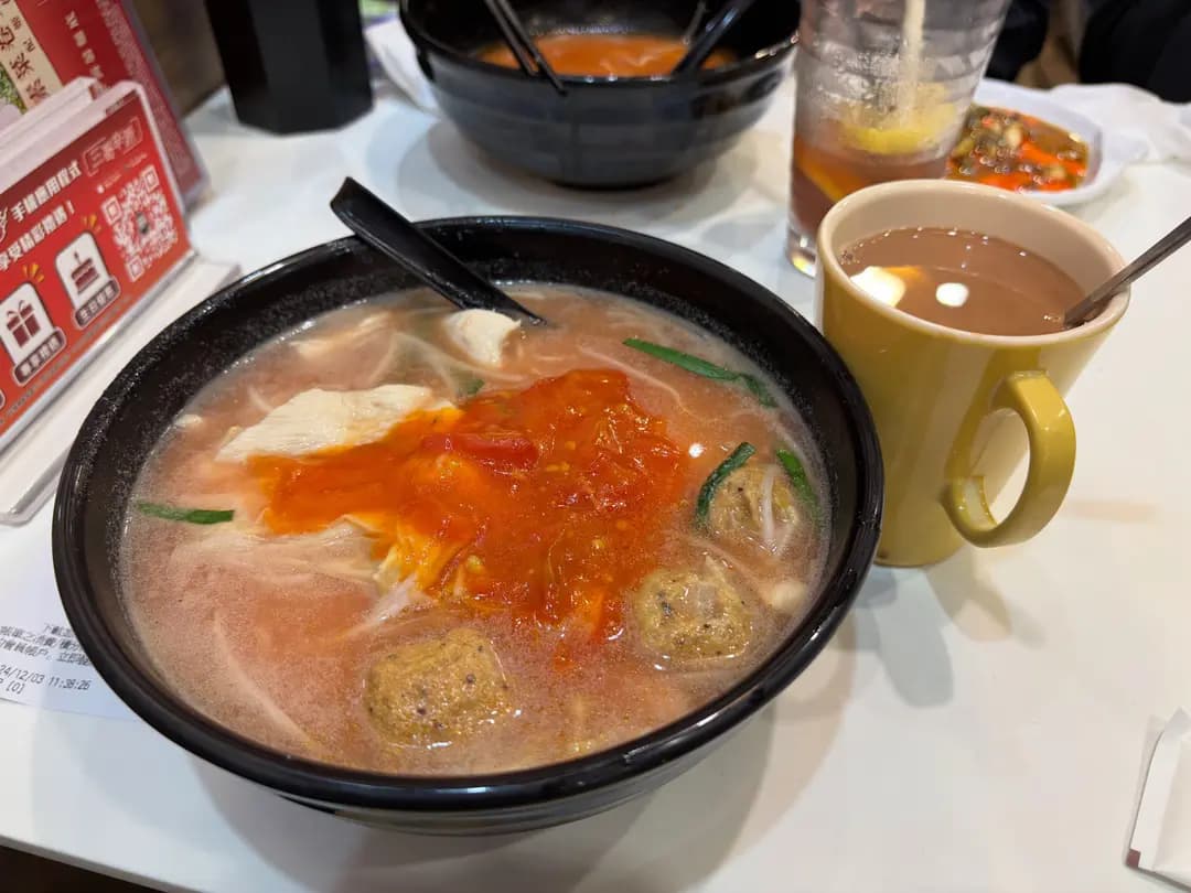 譚仔三哥米線 (灣仔道) photo 1