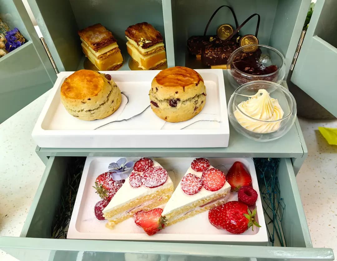 Fine Foods Lounge photo 2