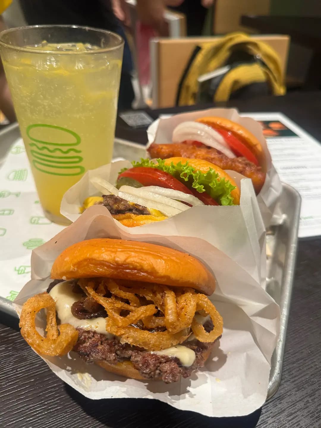 SHAKE SHACK (朗豪坊) photo 2