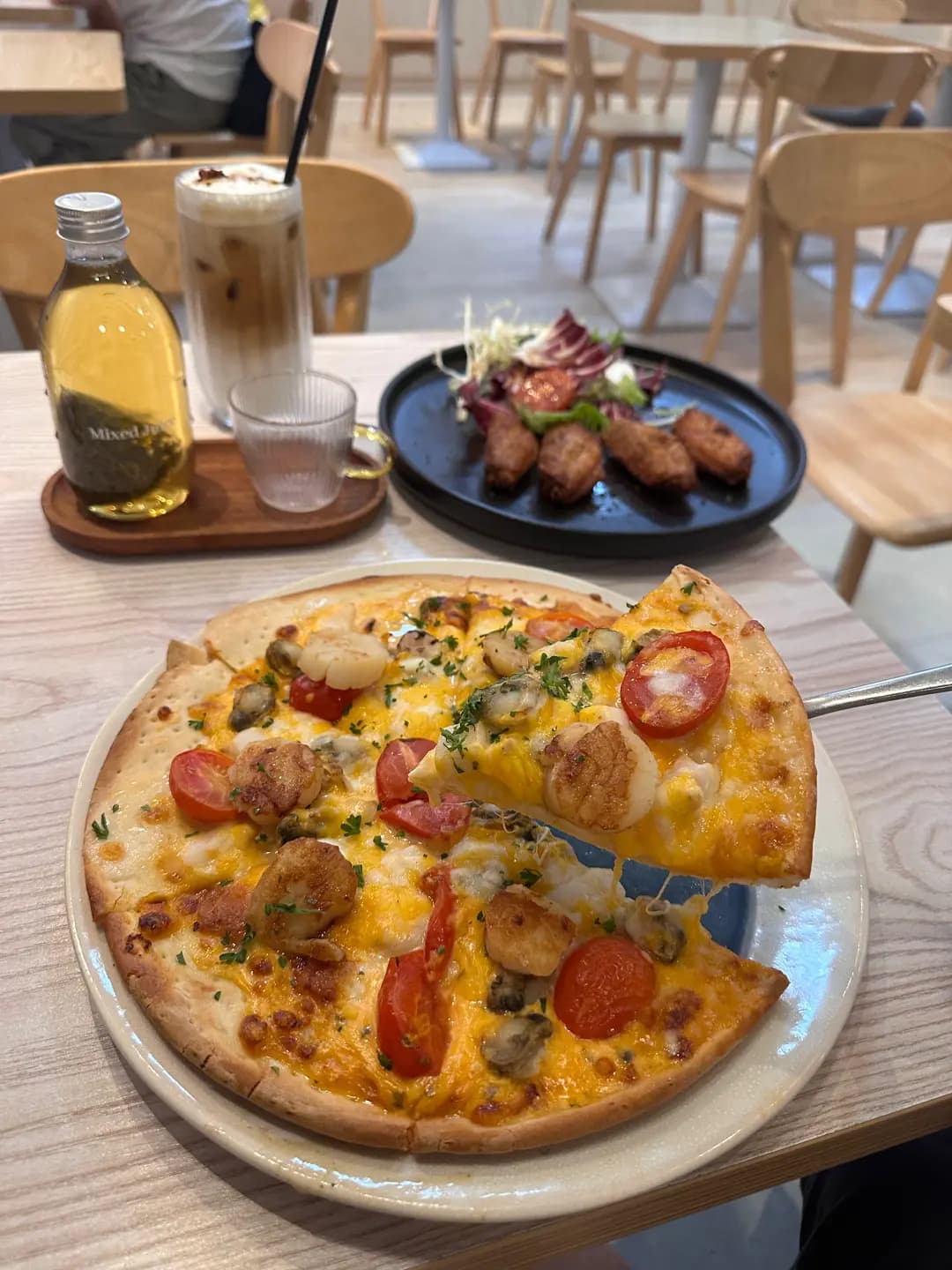 KURI Cafe photo 1