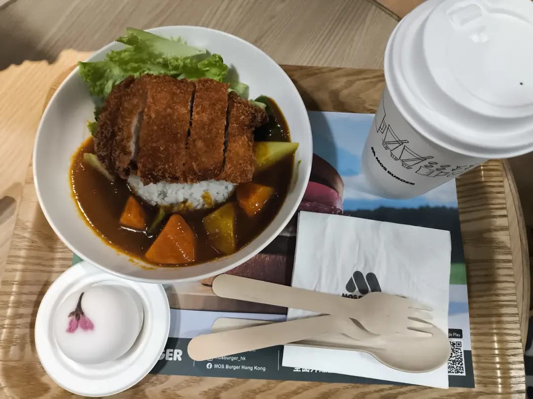 MOS Cafe photo 1