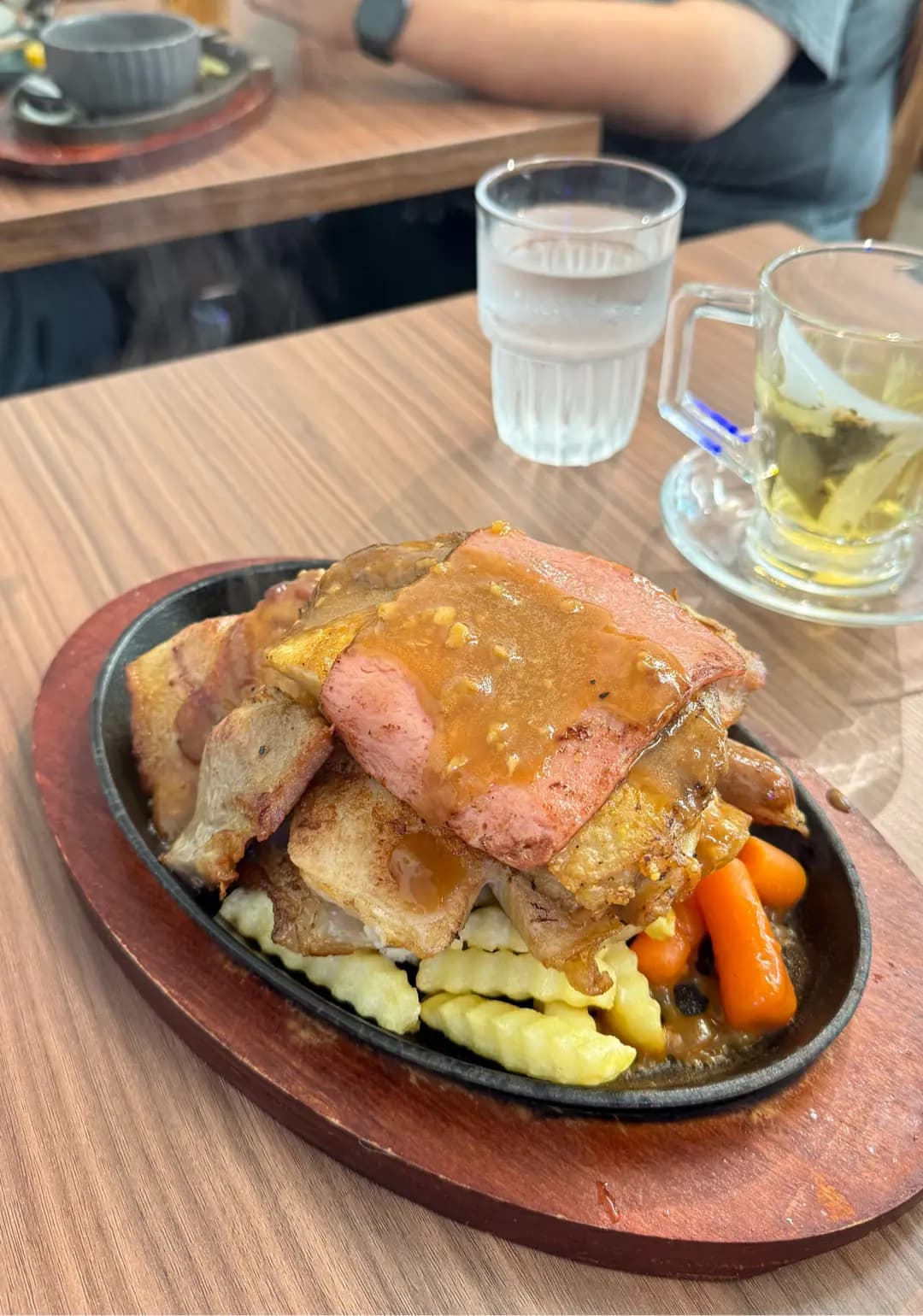 老鳳鐵板餐 photo 4