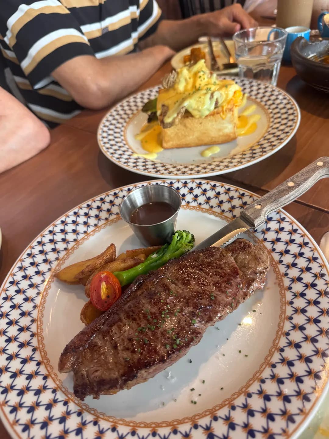 Zoie Seafood & Grill